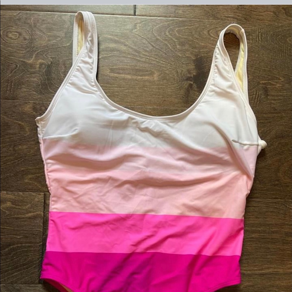 Bathing suit